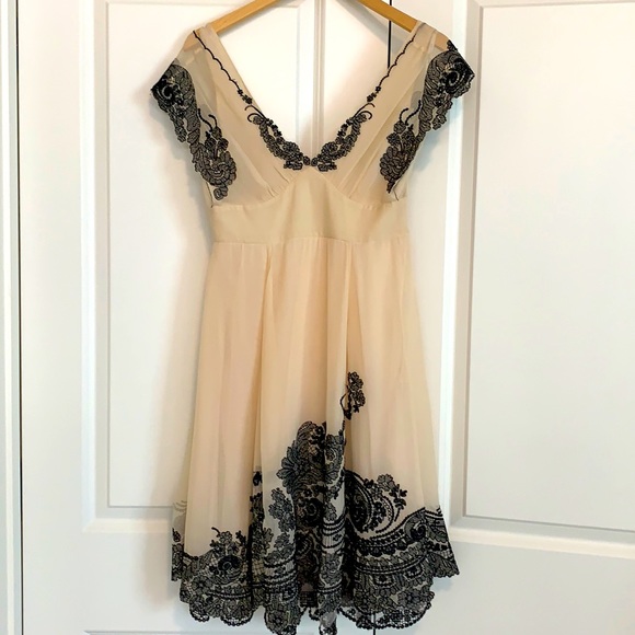 Karen Millen Lace Embellished Silk Dress - Picture 1 of 9